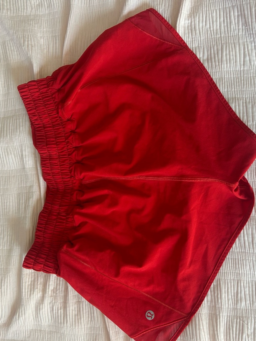 lululemon athletica Red Elastic-Waist Athletic Shorts. SIZE 6.